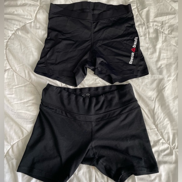 Set of 2 Black Shorts - Picture 2 of 2
